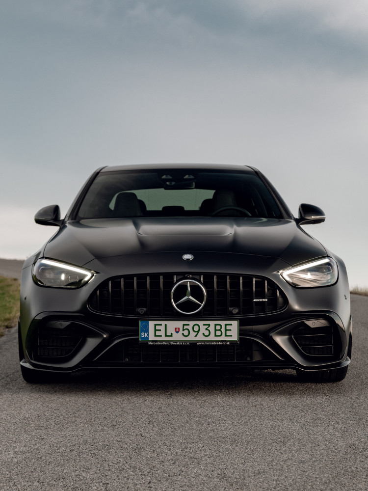 Mercedes-AMG C 63 S E Performance